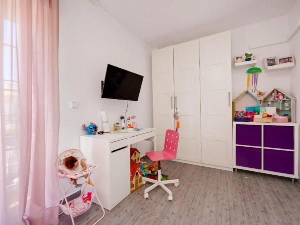 Chalet adosado en avenida l'Herba Bona, 69