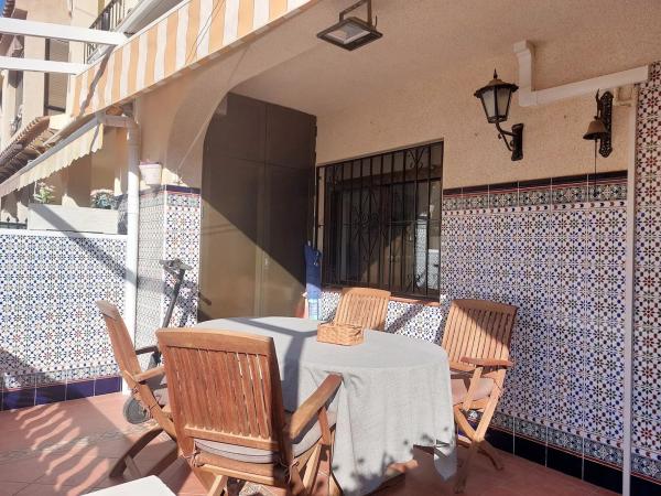 Chalet adosado en calle París, 125