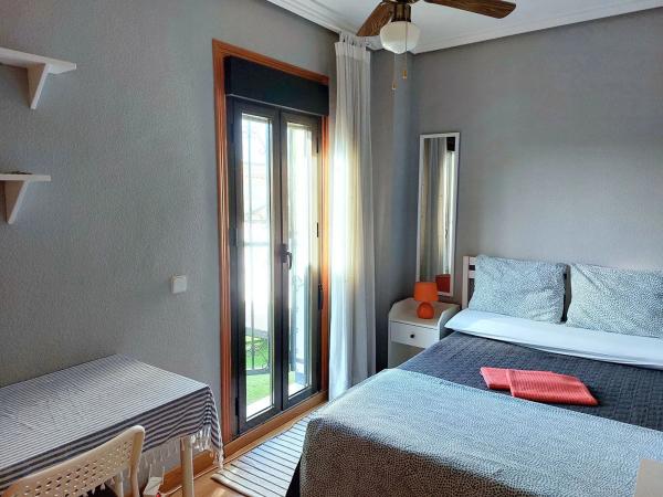 Chalet adosado en calle París, 125