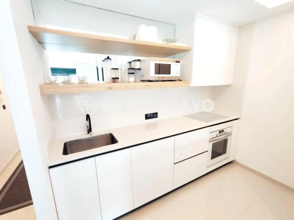 Piso en avenida de Cervantes