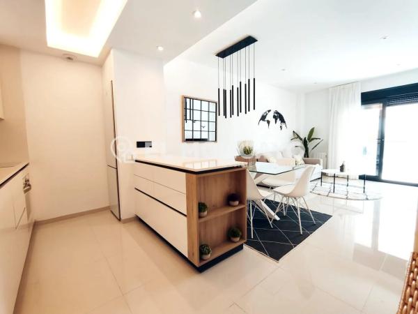 Piso en avenida de Cervantes