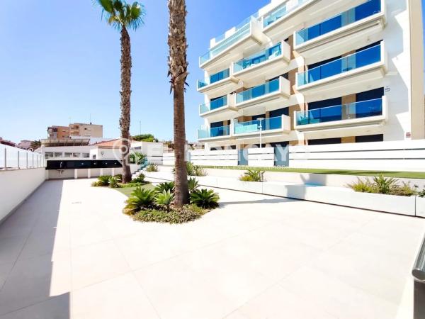 Piso en avenida de Cervantes