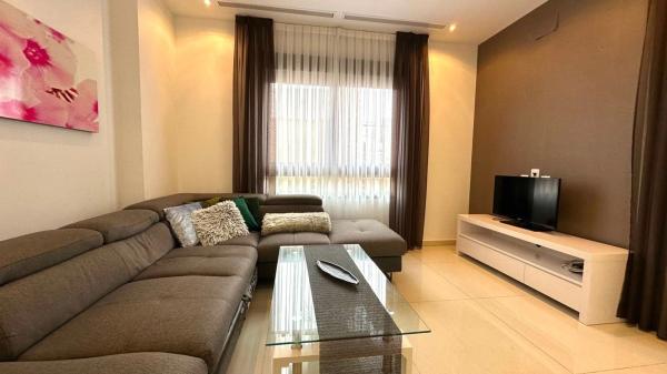 Piso en Urbanizaciones