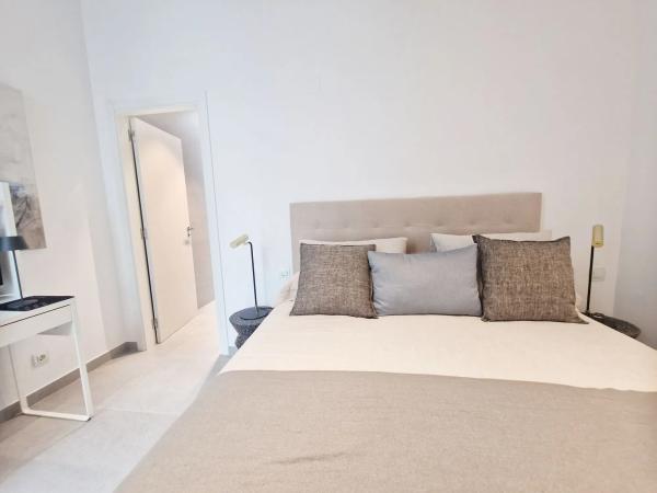 Casa independiente en avenida l'Oliveró, 113