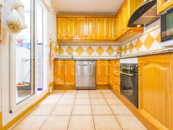 Casa independiente en calle Pueblos de Europa, 2