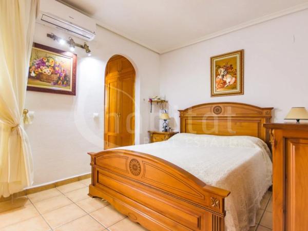 Casa independiente en calle Pueblos de Europa, 2