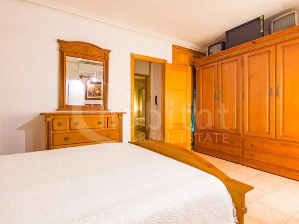 Casa independiente en calle Pueblos de Europa, 2