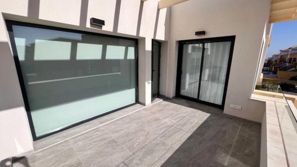 Chalet en Los Montesinos