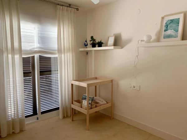 Chalet pareado en calle el Poniente, 6