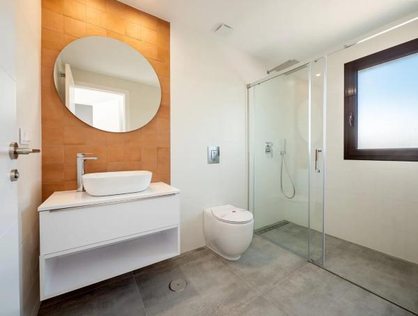 Chalet pareado en calle Madame Butterfly