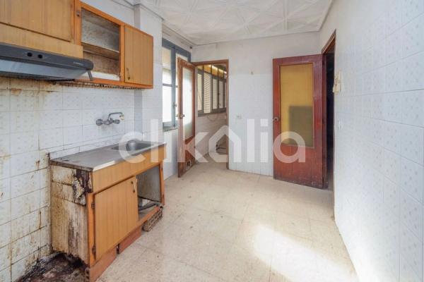 Piso en calle Miguel Delibes