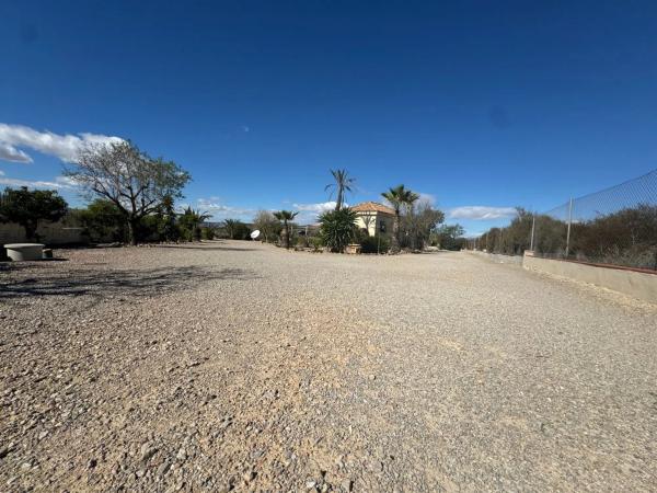 Casa rural en avenida Sierra Escalona