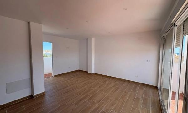 Piso en calle J.H.Alhamed, 12