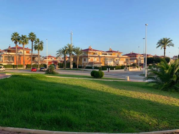 Piso en Barrio Los Balcones y los Altos