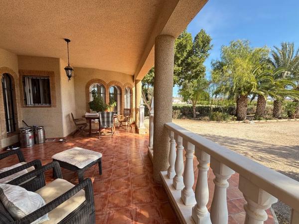 Finca rústica en camino Viejo de Almoradi s/n