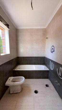 Chalet adosado en calle Pastores, 4