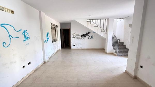 Chalet adosado en calle Pastores, 4