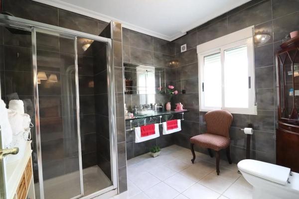 Chalet en calle Mimosa