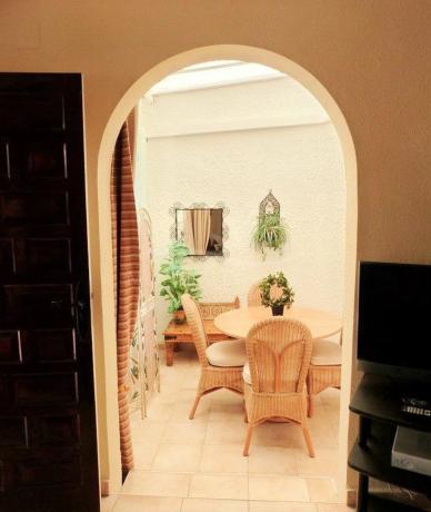 Chalet adosado en calle Lirio