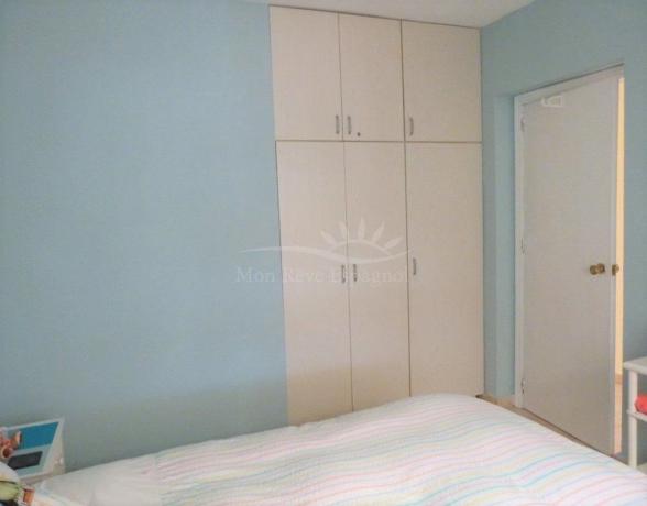 Chalet adosado en calle Lirio