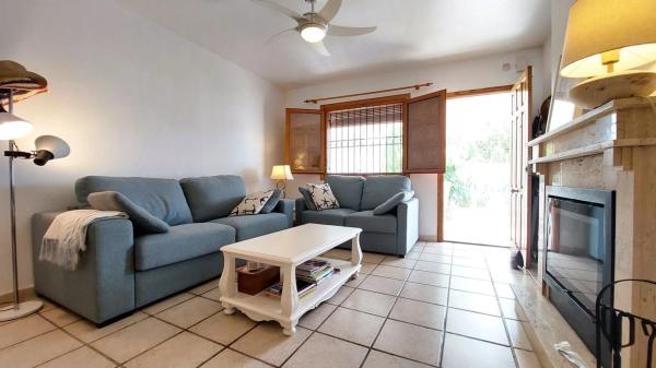 Chalet adosado en calle Río Seco