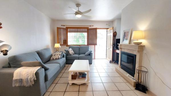 Chalet adosado en calle Río Seco