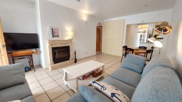 Chalet adosado en calle Río Seco