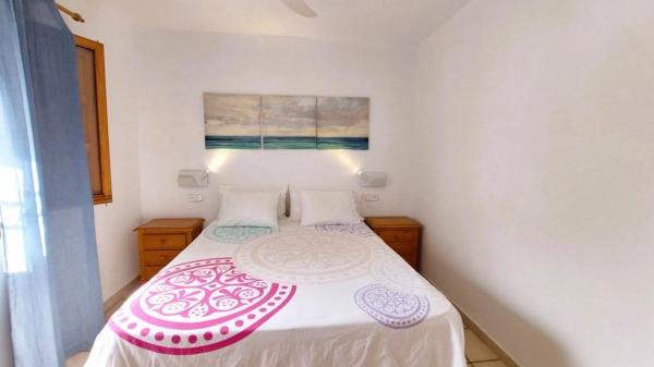 Chalet adosado en calle Río Seco