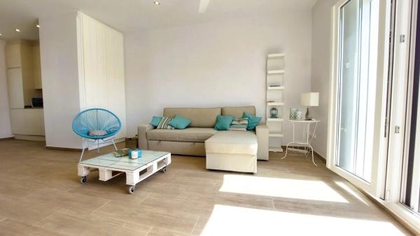 Chalet adosado en calle Río Seco