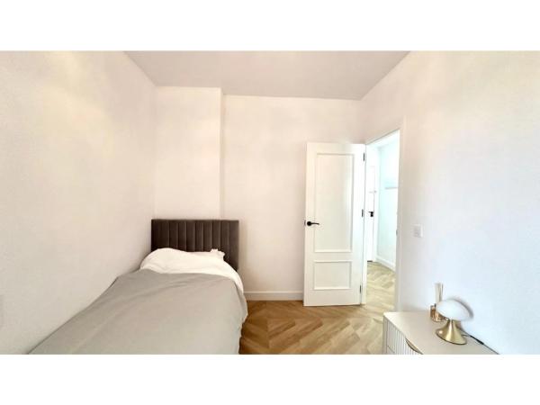 Piso en calle Jose Hurtado Romero el Felisia, 14 -17