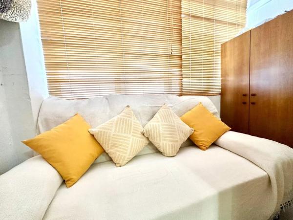 Estudio en calle Maldonado