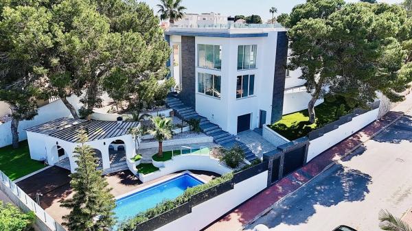 Chalet en Barrio El Molino