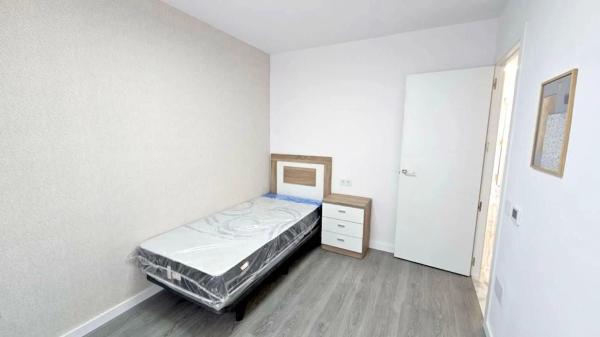 Dúplex en avenida Alfredo Nobel, 112