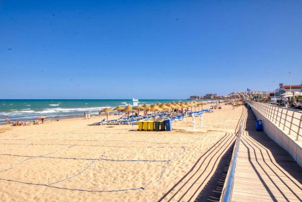 Estudio en avenida Bélgica