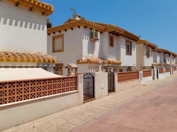 Chalet en Barrio Los Europeos