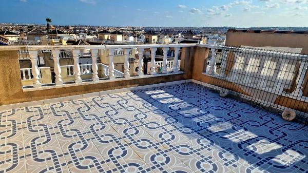 Chalet adosado en calle Las Garzas