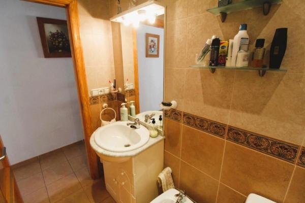 Chalet adosado en calle Monteperdido