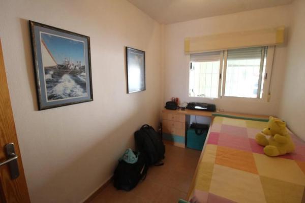 Chalet adosado en calle Monteperdido