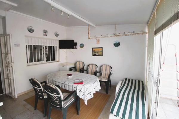 Chalet adosado en calle Monteperdido