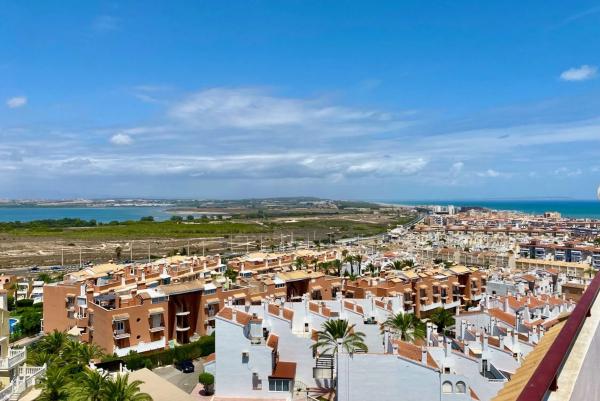 Dúplex en calle Aquiles, 17