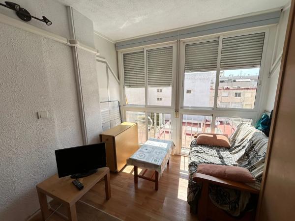 Estudio en calle Paralela Estocolmo