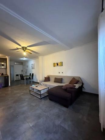 Chalet adosado en calle Gandhi, 2