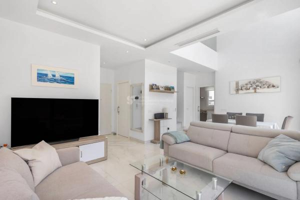 Casa independiente en calle Fischer, 71