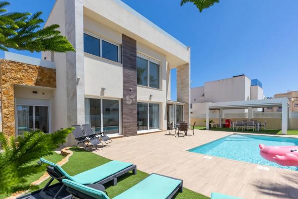 Casa independiente en calle Fischer, 71