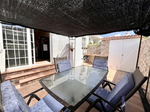 Chalet pareado en calle Patricio Zammit, 50