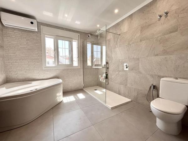 Chalet pareado en calle Patricio Zammit, 50