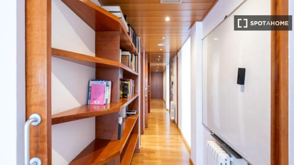 Piso de 3 habitaciones en alquiler en l'Antiga Esquerra, Barcelona