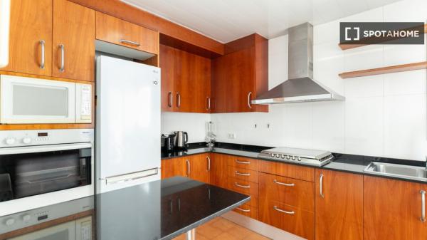 Piso de 3 habitaciones en alquiler en l'Antiga Esquerra, Barcelona