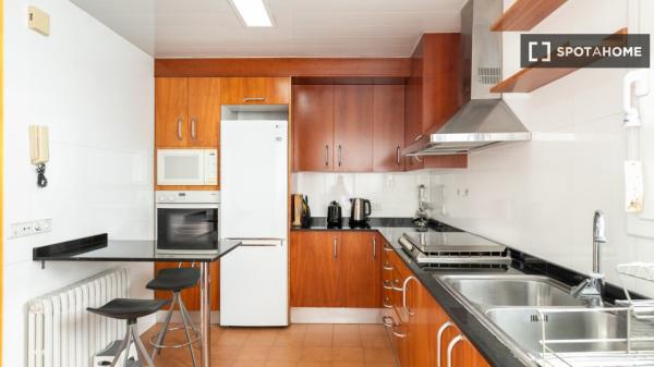 Piso de 3 habitaciones en alquiler en l'Antiga Esquerra, Barcelona