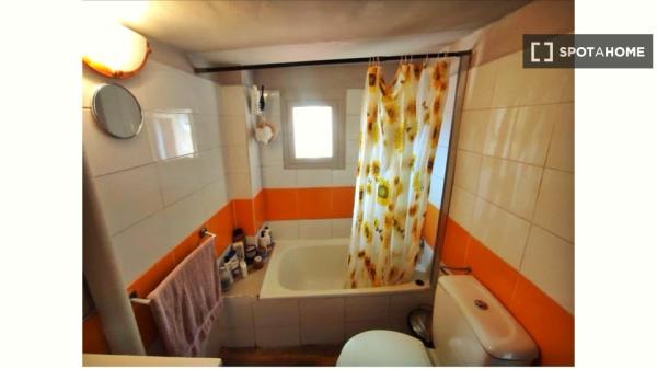 Habitación en apartamento de 5 habitaciones, Vila de Gràcia, Barcelona